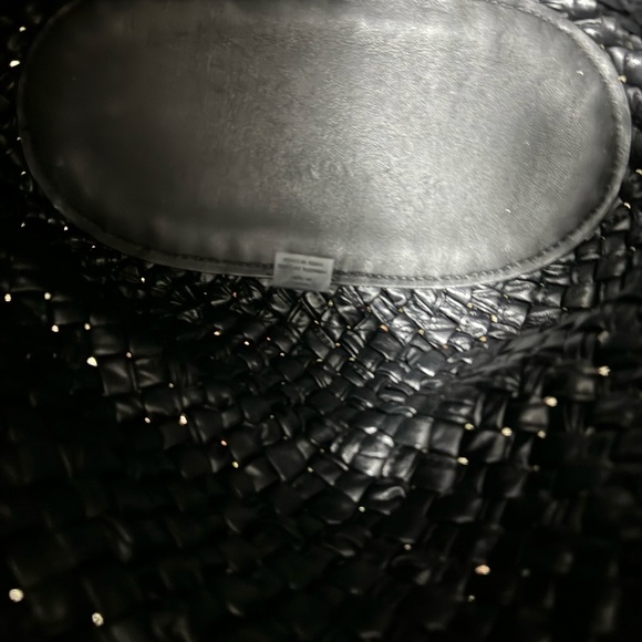 Calvin klein hangbag - Picture 7 of 9